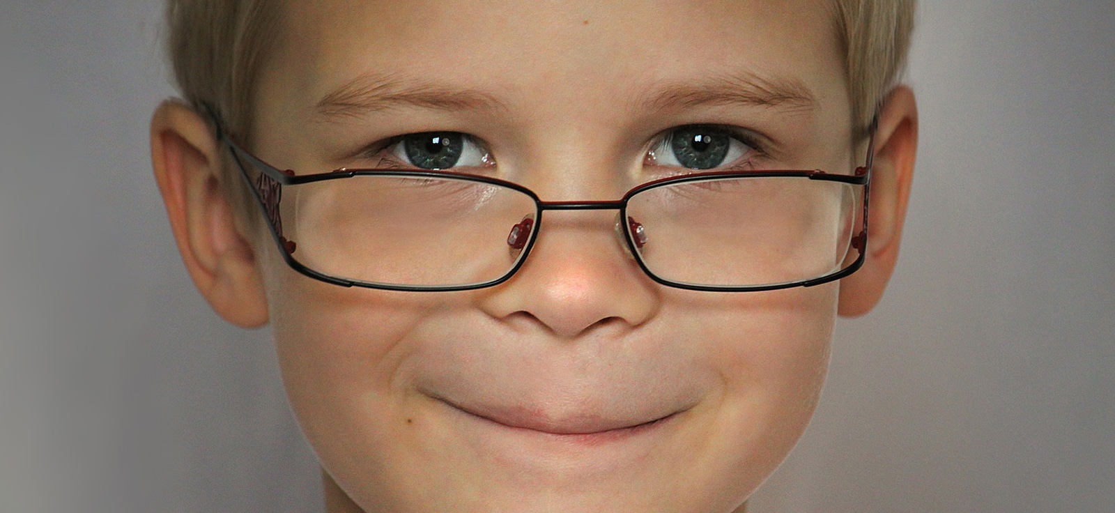 Ortho-K for children (Orthokeratology) freedom from glasses