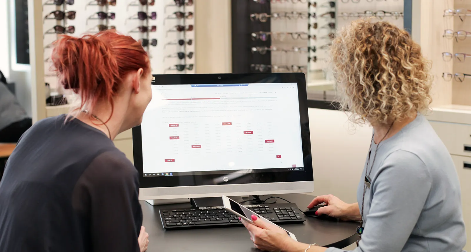Make an appointment Visique Optometrists Hutt Valley